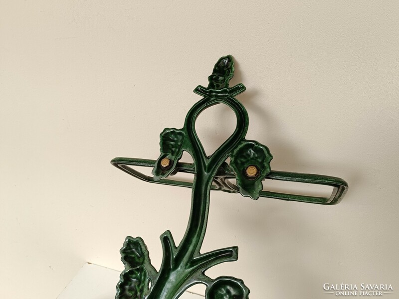 Antique enameled cast iron walking stick umbrella holder umbrella holder dog motif 422 8108