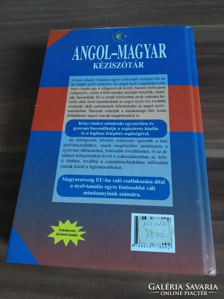 Erika Takács: English-Hungarian hand dictionary