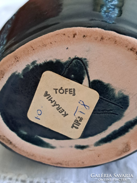 Tófej's ceramic vase is modern