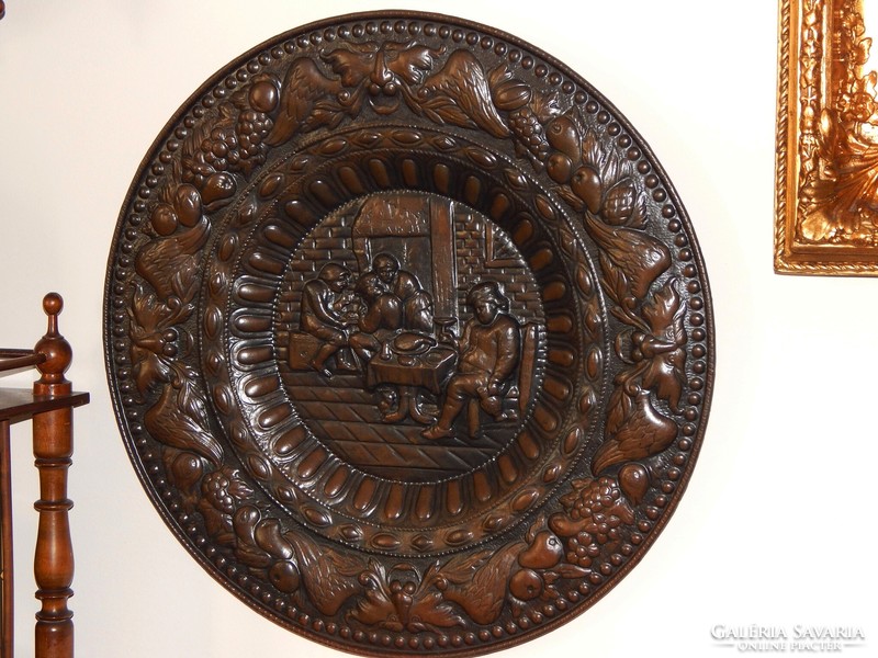 The xx. No. Front, 60 cm bronze wall plate, excellent goldsmith work, in excellent condition
