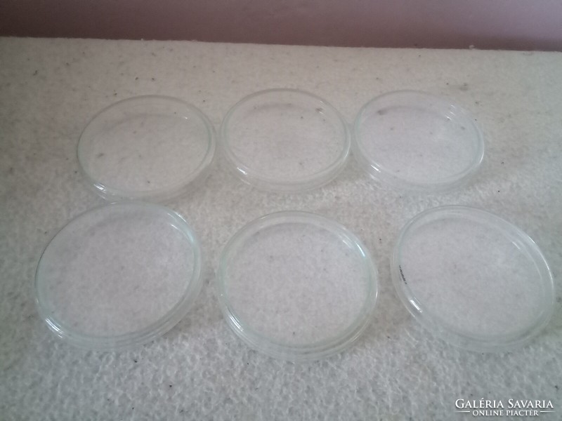 Régi üveg Petri csészék