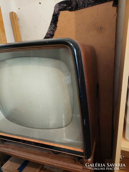 Old orion tv.
