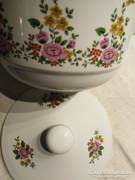 Porcelán leveses tál, fedelesen - Henneberg