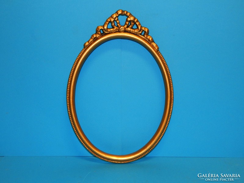 Excellent oval baroque frame, 30 cm total height