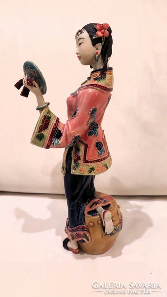 Marked, Chinese, flawless, porcelain statue of a lady with a mirror, 28x14x8 cm