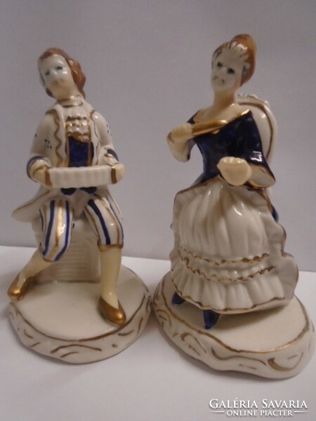 2 db állom szépen kidolgozott barokk figura pár szép állapotban vannak komoly súly
