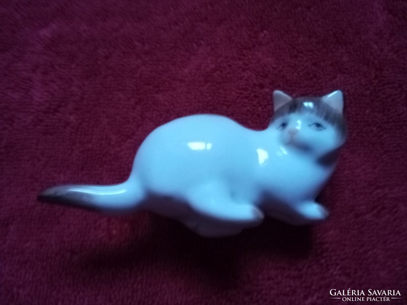 Zsolnay porcelain cat nip