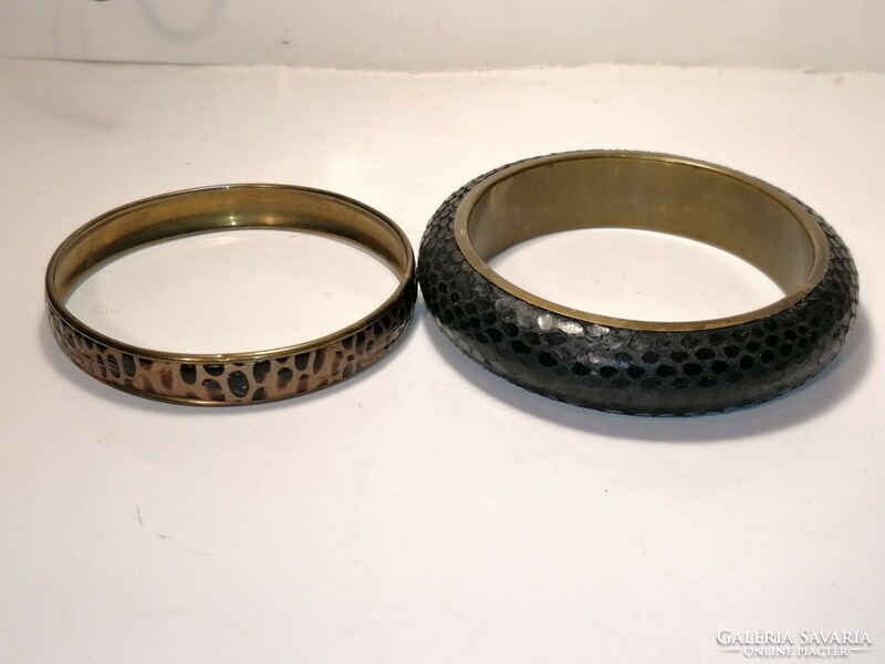Imitation snakeskin bracelets (222)