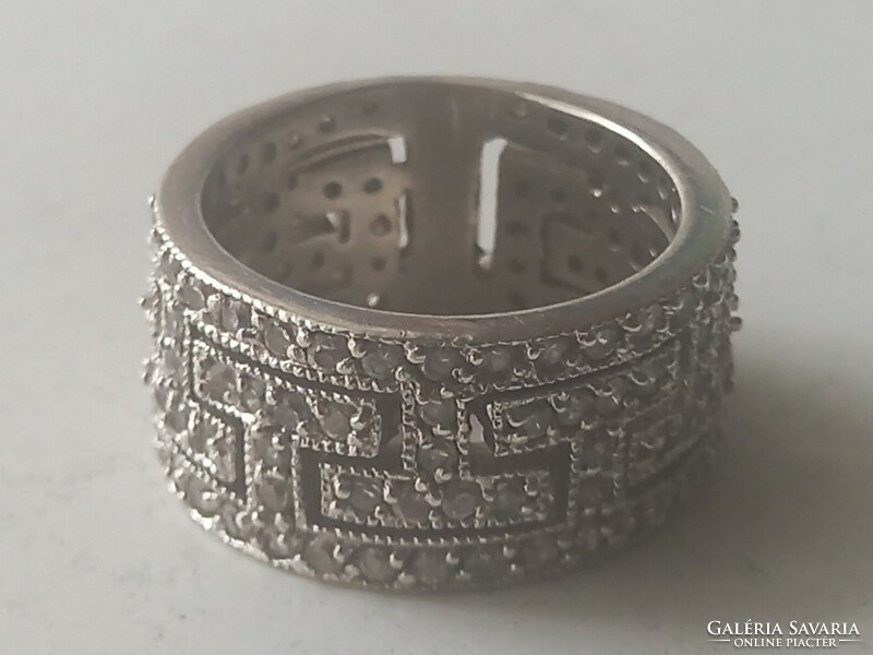 Women's round silver ring with stones