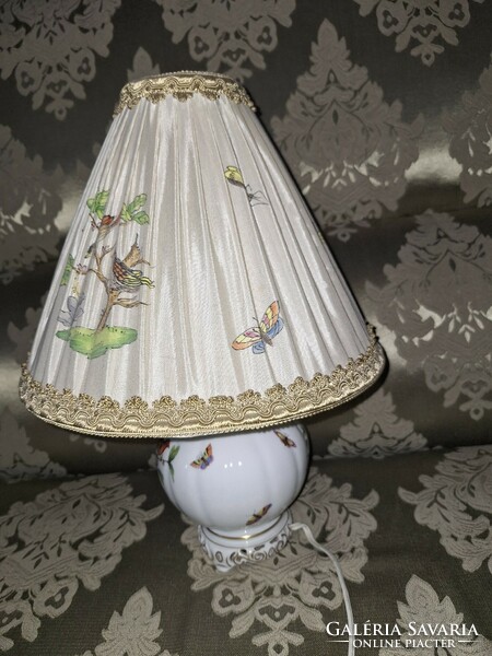 Herend Rothschild patterned table lamp with a beautiful shade