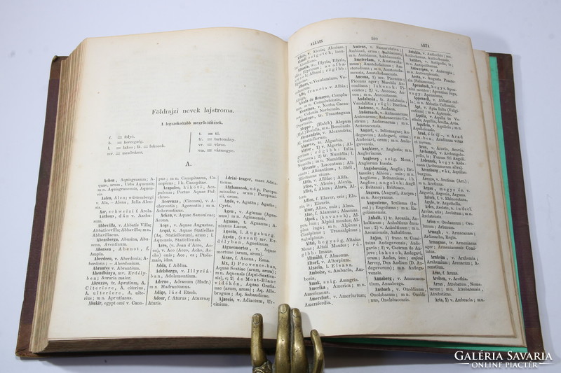 1865 magyar - latin szótár földrajzi nevekkel szép félbőr kötésben - ex libris !!