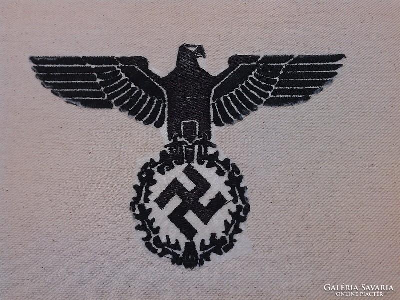 REICHSADLER NAZI EAGLE SWASTIKA INSIGNIA TABLECLOTH DOILY GERMAN WW2