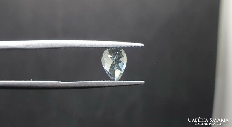 Ocean tanzanite drop-shaped 1.07 Carat. With certification.