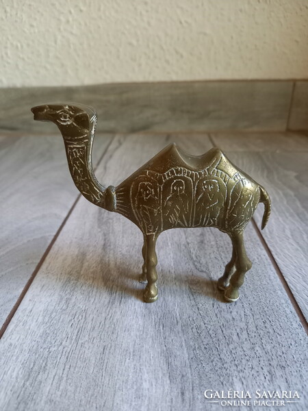 Nice old copper camel statue (10.5x11.3x2.5 cm)