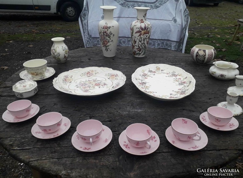 6 Pink Zsolnay coffee cups.