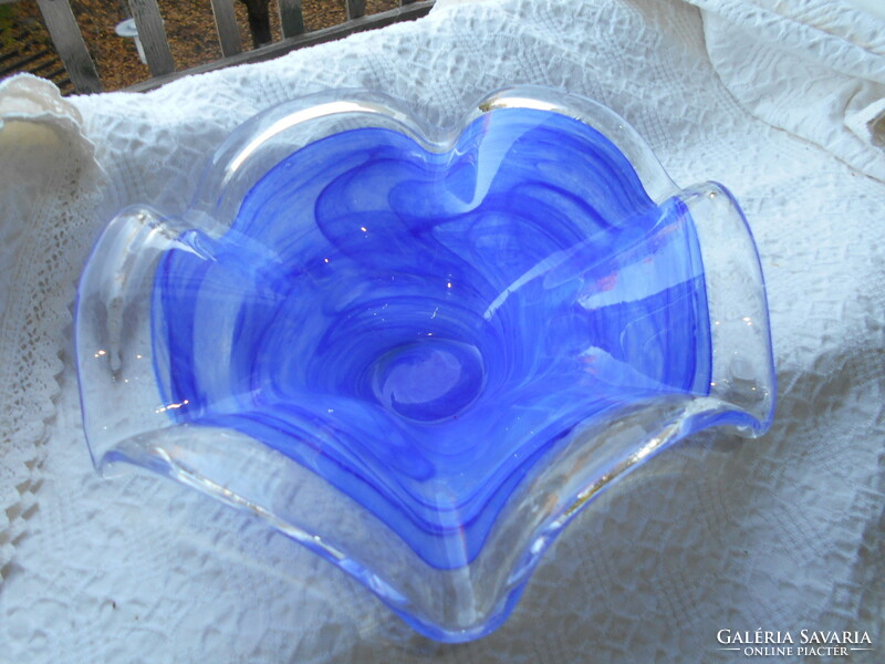 Serving glass bowl in several shades of blue. 26 Cm