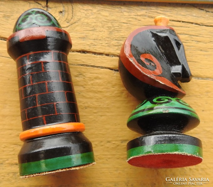 Keleti fa kézműves sakk