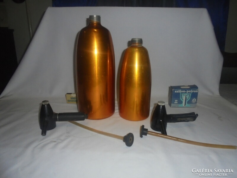 Retro szódásüveg, szifon - két literes, egy literes, patron - együtt