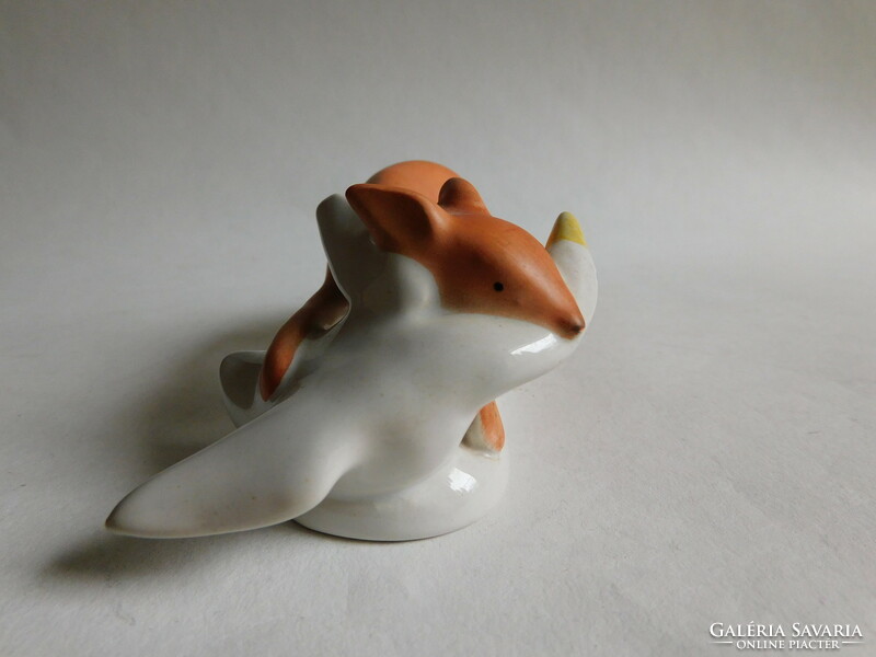 Extremely rare fox preying on a goose - Budapest porcelain