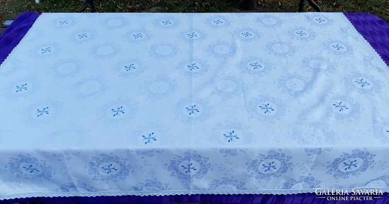 Damask tablecloth, tablecloth
