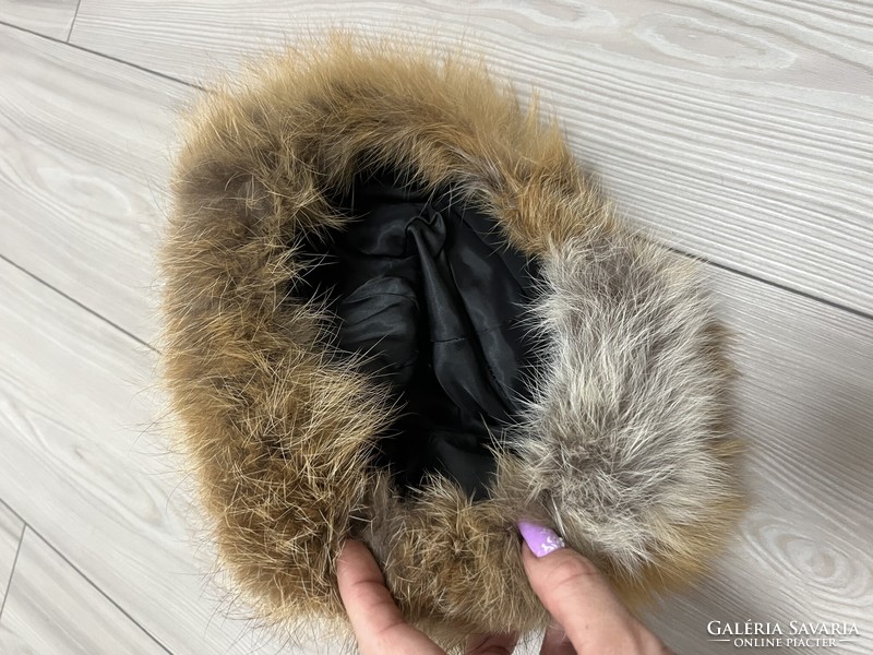 Women's fox fur cap