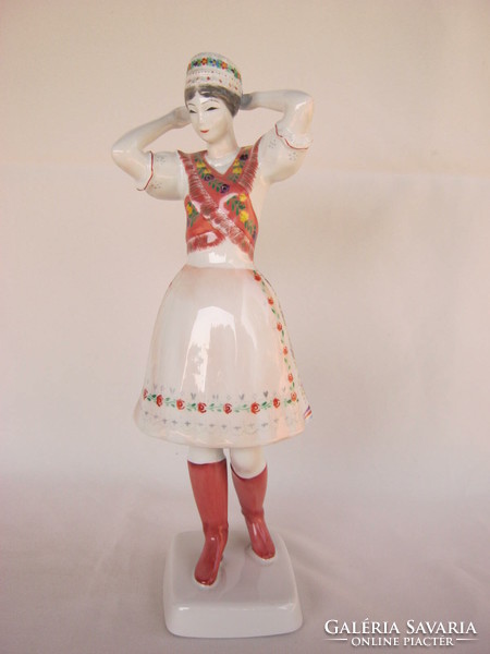 Retro ... Hollóházi porcelán kézzel festett figura lány népviseletben