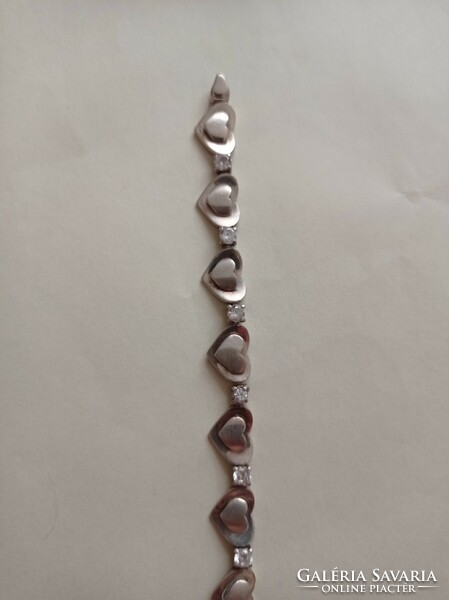 Silver bracelet with zircon stones, very beautiful, flashy, youthful, 20 cm long stones in a claw socket. Beautiful!!