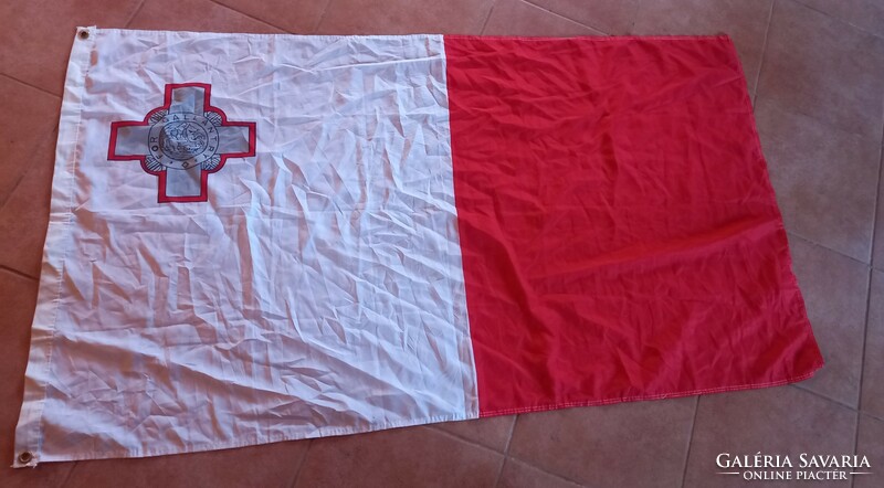 Nagy máltai zászló