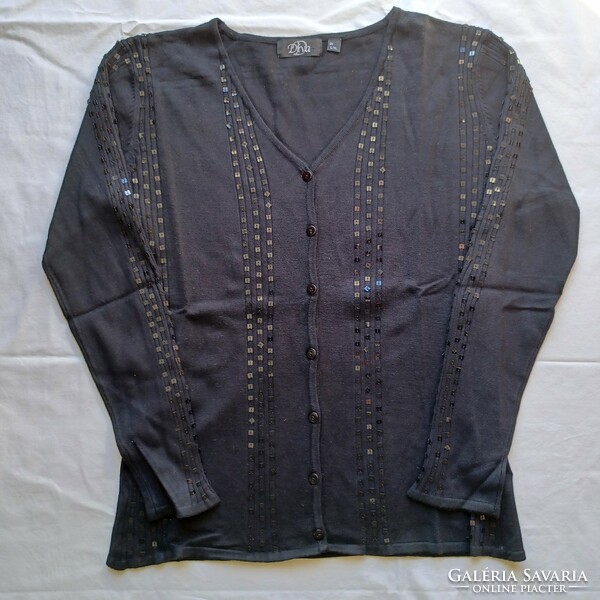 Casual cardigan with pearl embroidery