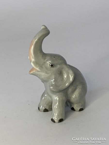 Aquincumi elefánt figura