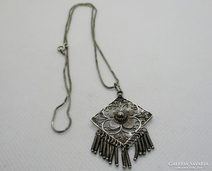 Szép antik ezüst nyaklánc  gyönyörű kézműves medállal