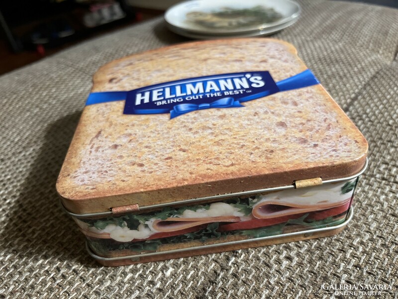 Very good Hellmann's metal sandwich box in excellent condition!
