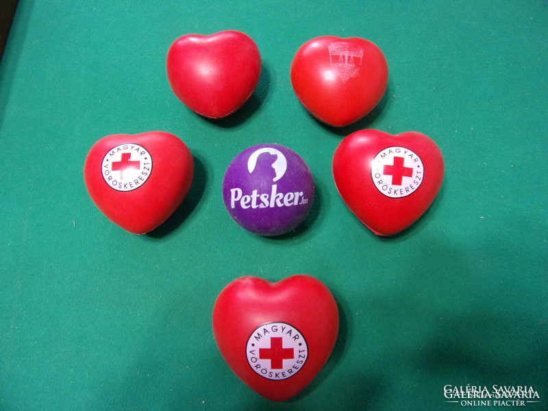 5 Advertising hearts + 1 dog ball