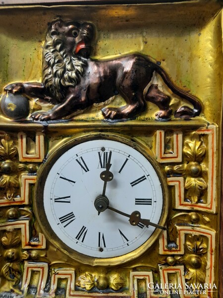 Rare Alt German, Germany Schwarzwald/Feketeerdei/ two-weight, hammered lion peasant wall clock, clock.