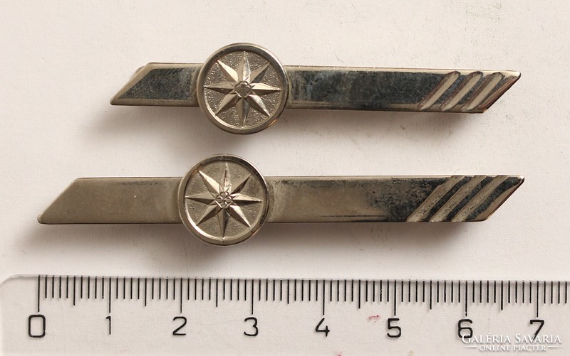 Mixed trinkets: tie pin with 2 compass motifs (5)