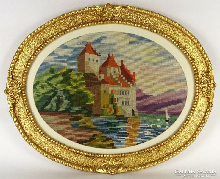 1P358 old castle tapestry in an oval-shaped gilded frame 46 x 57 cm