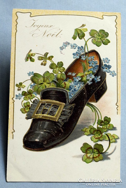 Antik dombornyomott Karácsonyi üdvözlő litho képeslap -  díszes cipő  4levelű lóhere 1905ből