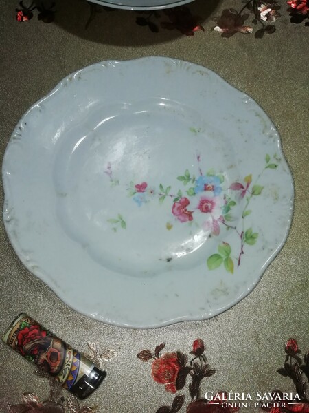 Zsolnay porcelán tányér Antik 26. képeken látható állapotban