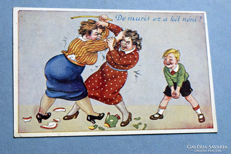 Régi humoros  litho képeslap -  verekedő asszonyságok