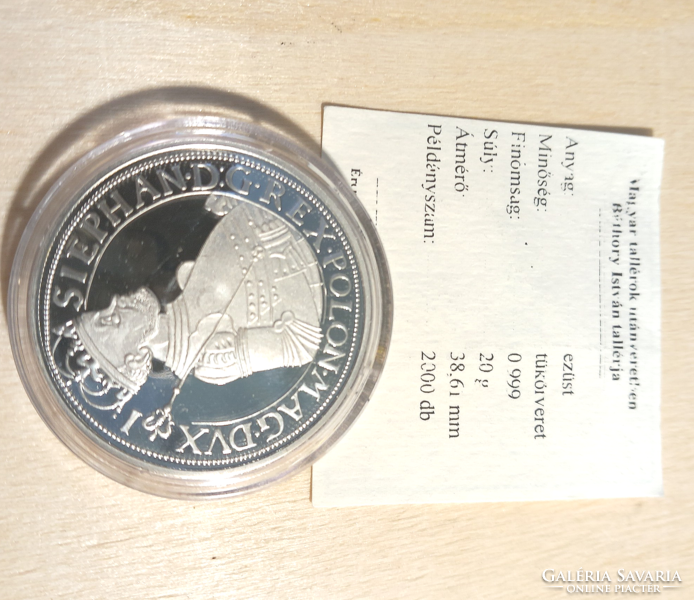 BÁTHORISTVÁN EMLÉKÉRME  UTÁNVERETBEN 20 GRAMM SZÍNEZÜST PROOF KIVITEL