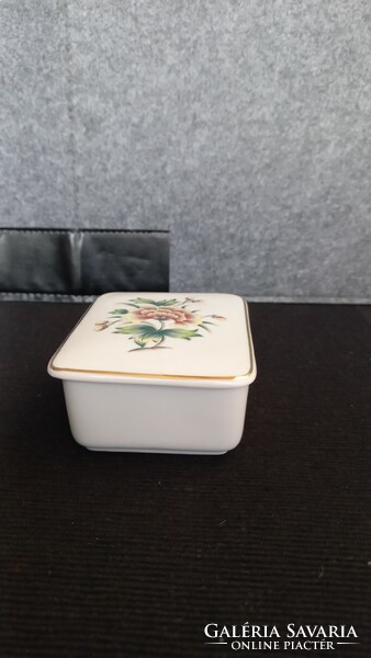 Hollóházi ékszertartó porcelán dobozka, jelzett, 4 X 9 X 7,5 cm
