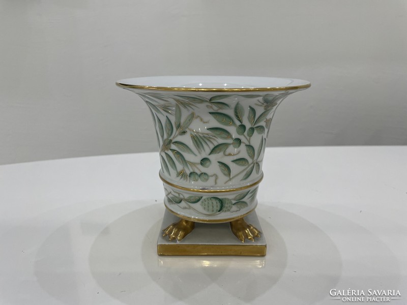 Herend zova vase with lion claw pattern