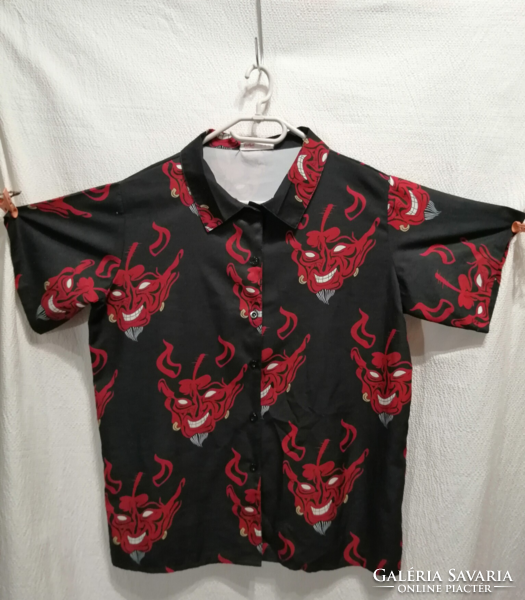S, shirt with devil's head pattern, blouse, top, devil