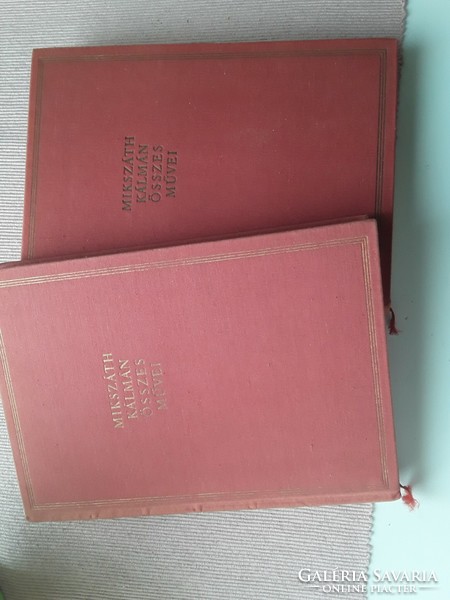 Könyvek,Mikszáth Kálmán összes művei 24 kötet,kiváló állapotban,vászEgy régi fotó vadásztársaságól.