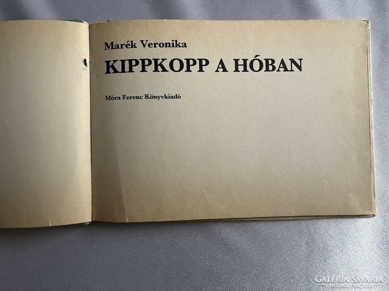 Kippkopp in the snow - an old storybook by Veronika Márek