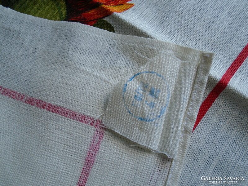 New, floral cotton hand towel, tea towel. 81 X 49 cm.