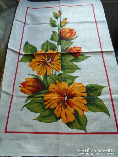 New, floral cotton hand towel, tea towel. 81 X 49 cm.
