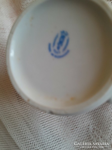 Counting cup antique
