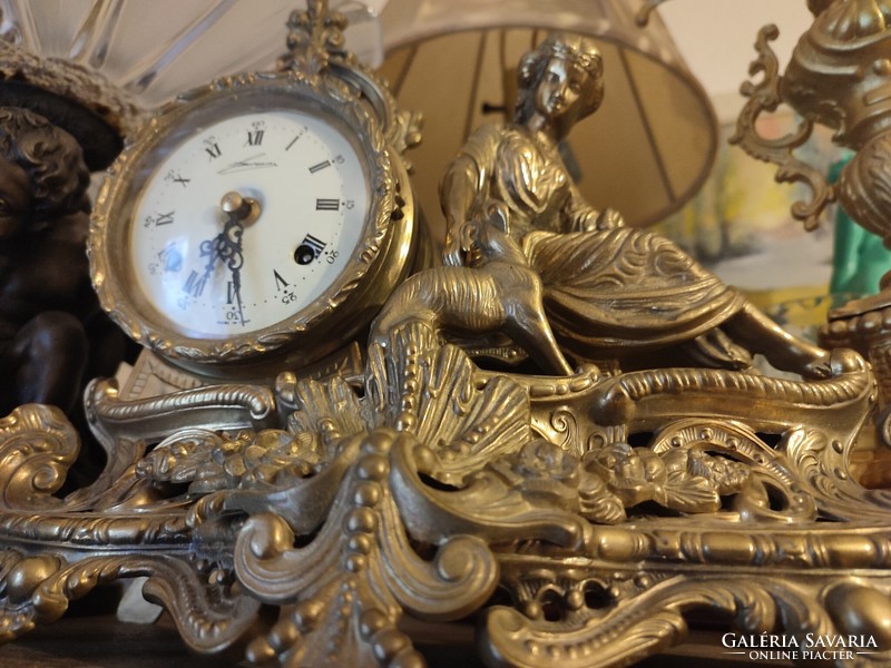 Bronze mantel clock mechanical