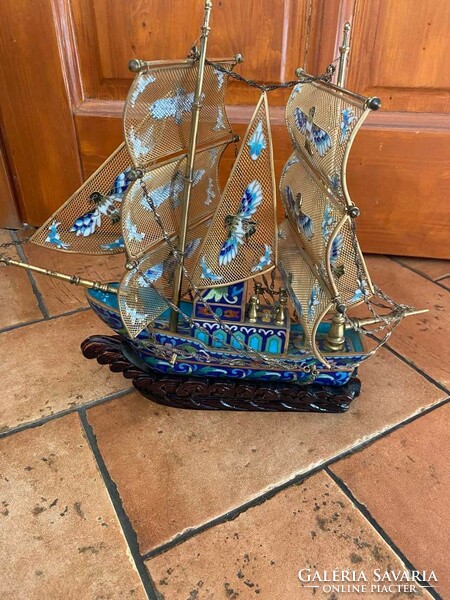 Nagy Cloisonne aranyozott vitorlás hajó modell